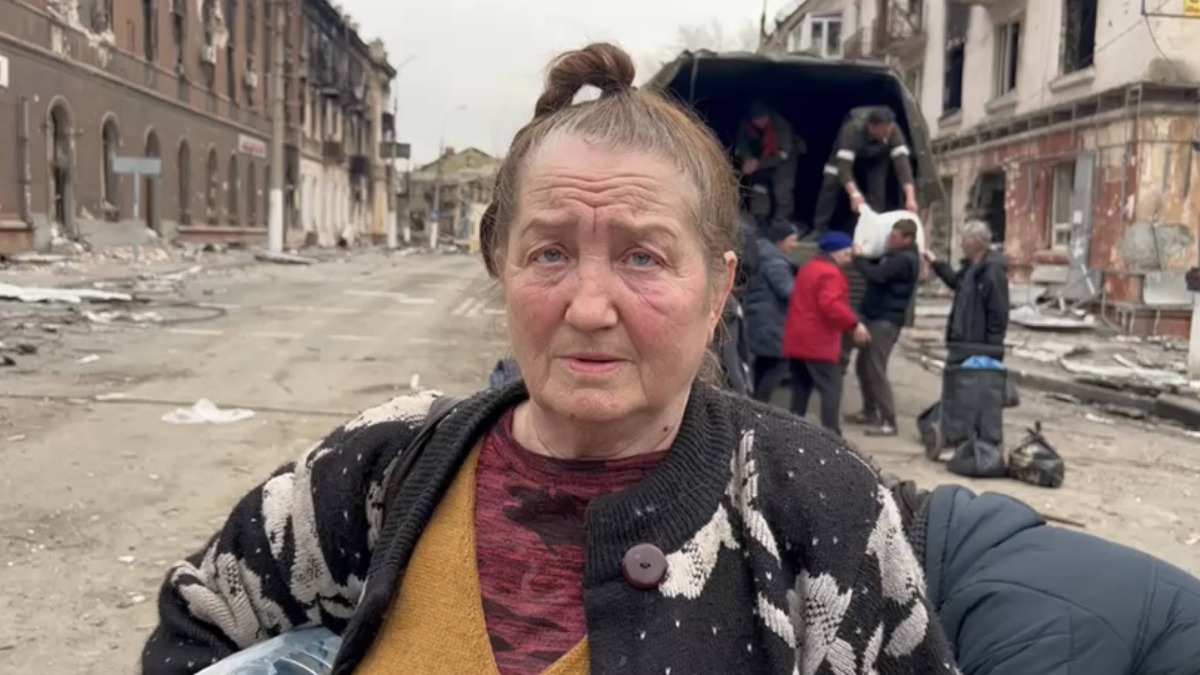 «Хочу связаться с внучкой, в Черновцах она, ждёт меня»